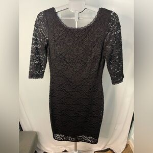 LAUNDRY by Shelli Segal Black‎ Lace Dress Size 8